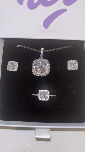 hèr princess diamond cut set