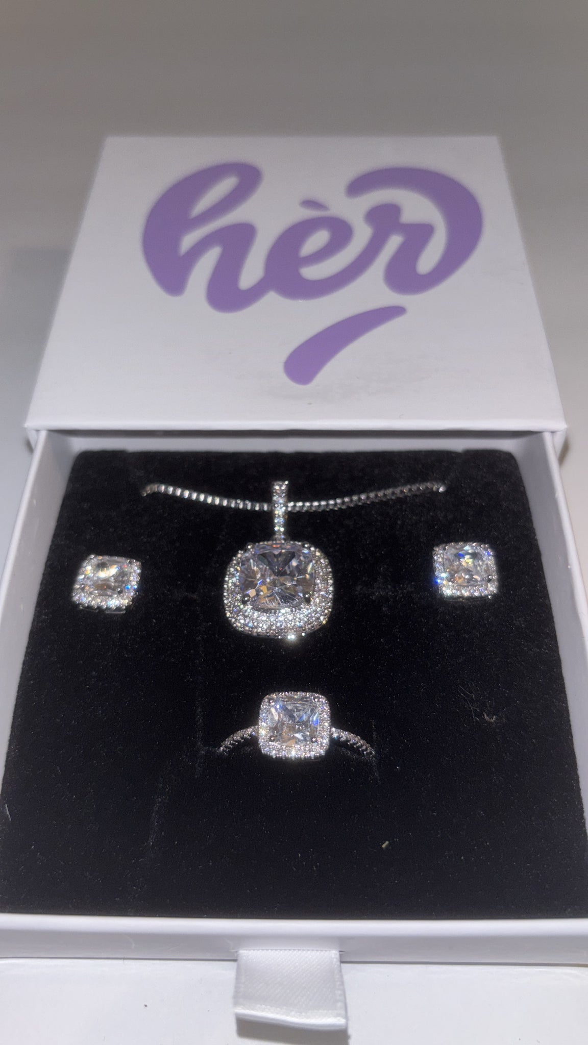 hèr princess diamond cut set